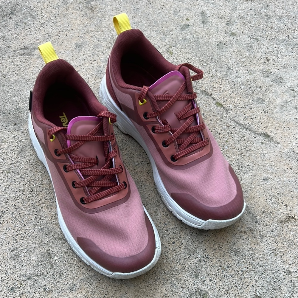 Teva Women's Gateway Low Hiker Sneakers Size